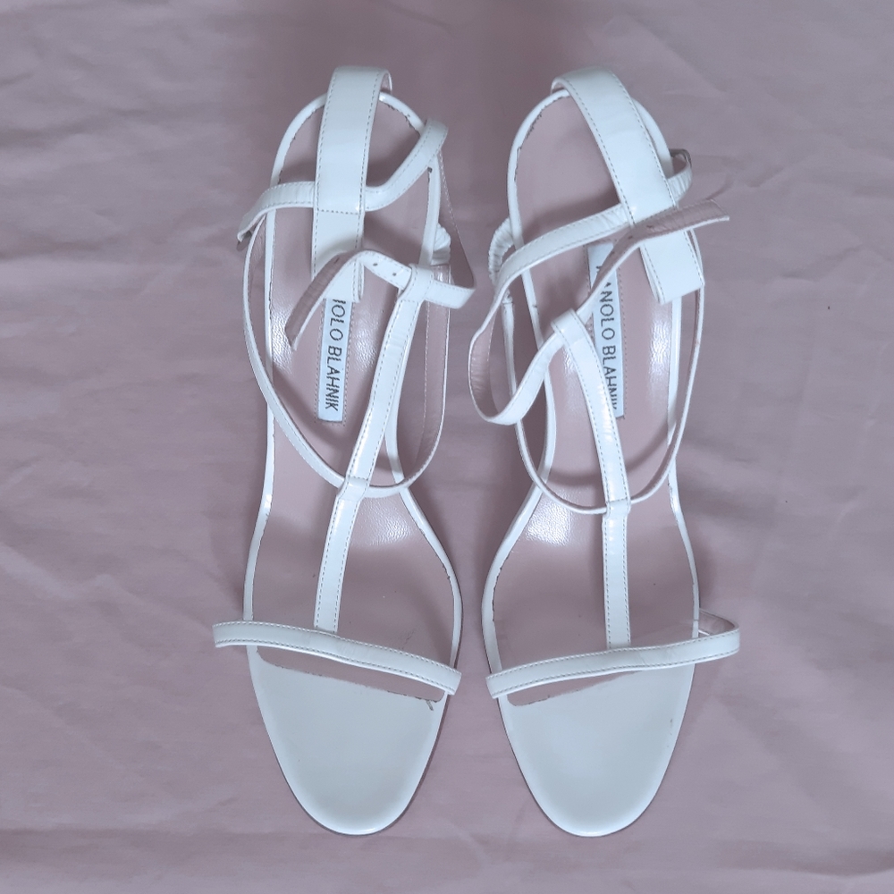 Manolo Blahnik Size 40 NWOT
